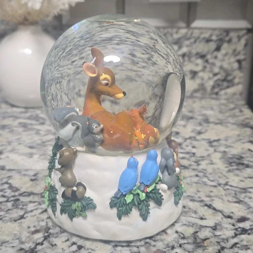 Disney Bambi Snow Globe with Forest Friends - Picture 5 of 8